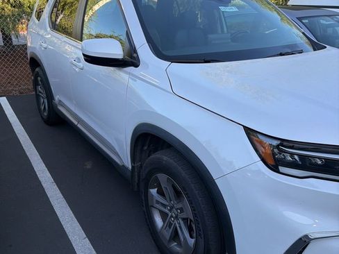 Used 2023 Honda Pilot EX-L image 3