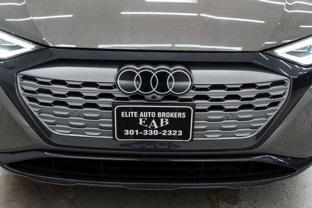 Used 2024 Audi Q8 e-tron Premium AWD/4WD image 45