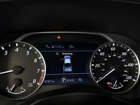 Used 2025 Nissan Frontier SV w/ SV Convenience Package RWD image 16