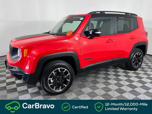 Used 2023 Jeep Renegade Trailhawk AWD/4WD image 11