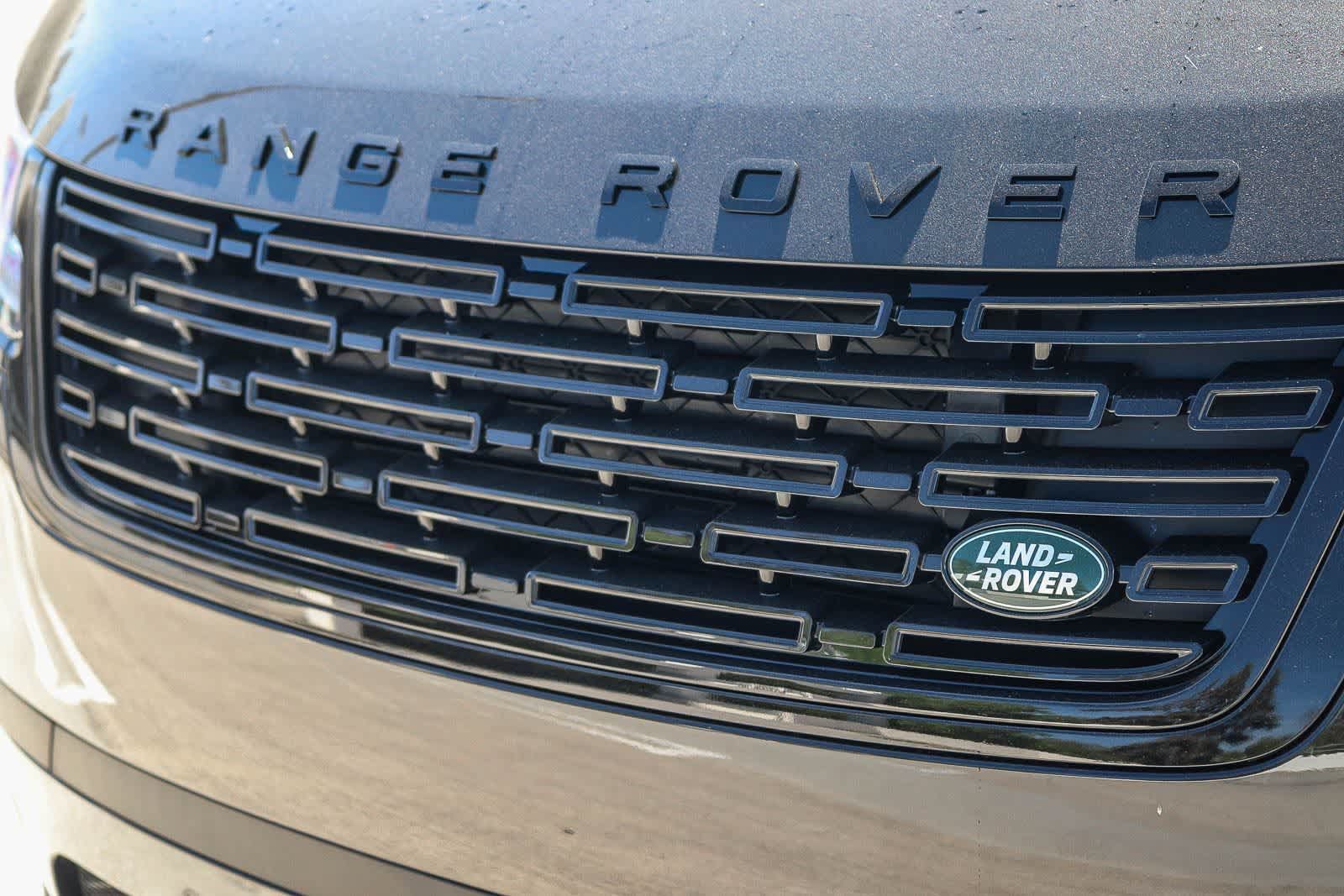 New 2026 Land Rover Range Rover Velar S AWD/4WD image 11