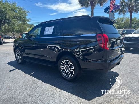 Certified 2025 Ford Expedition Active RWD image 6