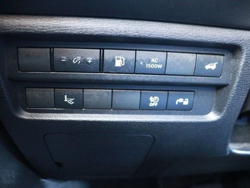 Used 2024 Mitsubishi Outlander 4WD Plug-In Hybrid image 30