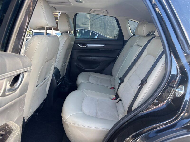 Used 2018 MAZDA CX-5 Touring w/ Preferred Equipment Package AWD/4WD image 11