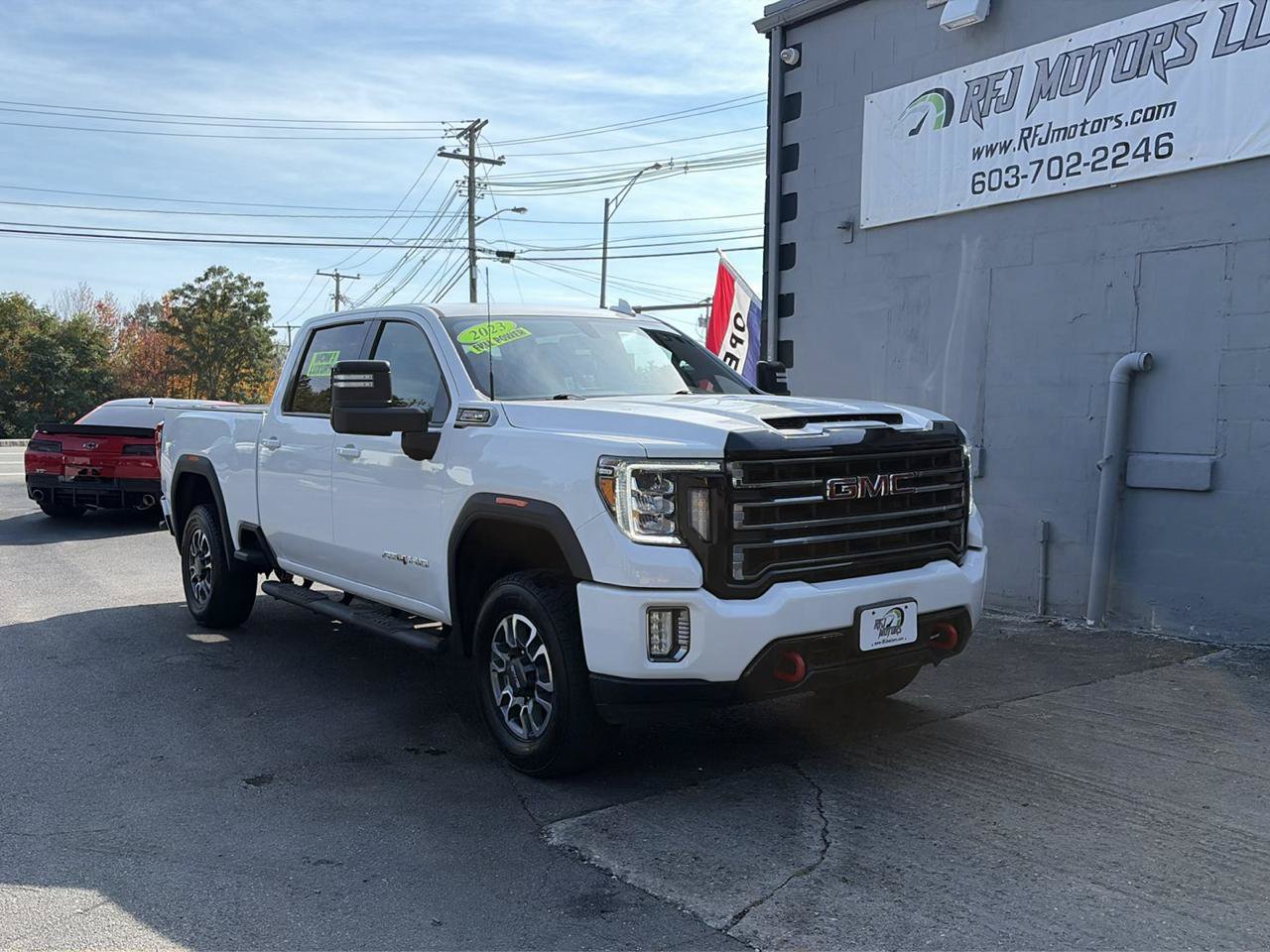 Used 2023 GMC Sierra 3500 AT4 AWD/4WD image 2