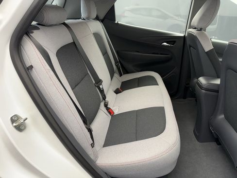 Used 2018 Chevrolet Bolt LT image 54