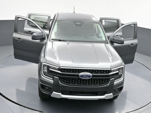 Used 2025 Ford Ranger XLT w/ FX4 Off-Road Package image 28