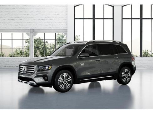 New 2026 Mercedes-Benz GLB 250 4MATIC image 39