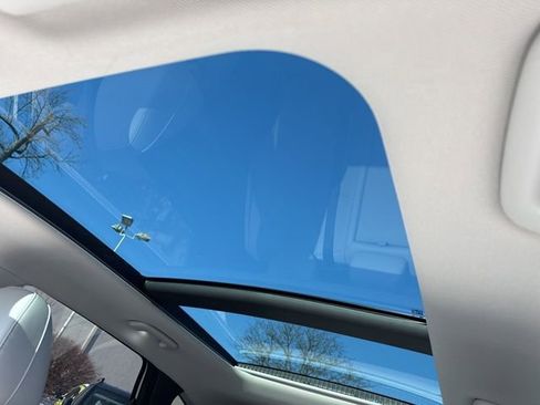 Certified 2023 Hyundai Tucson Limited image 5