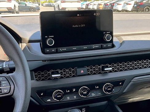 Used 2023 Honda Accord EX image 6