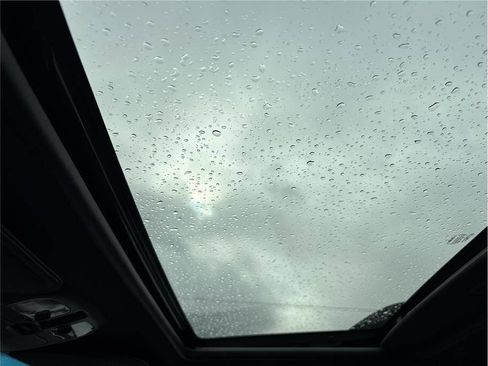 Used 2009 Mercury Mariner Premier image 17