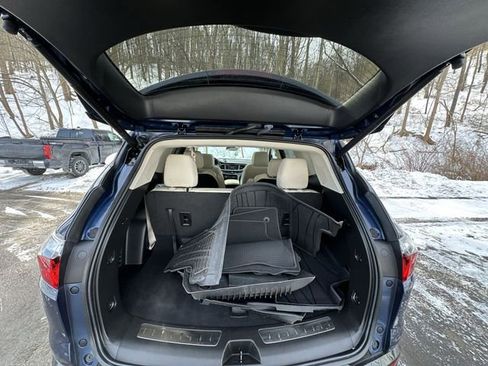 Used 2023 Buick Enclave Essence w/ Experience Buick Package image 23