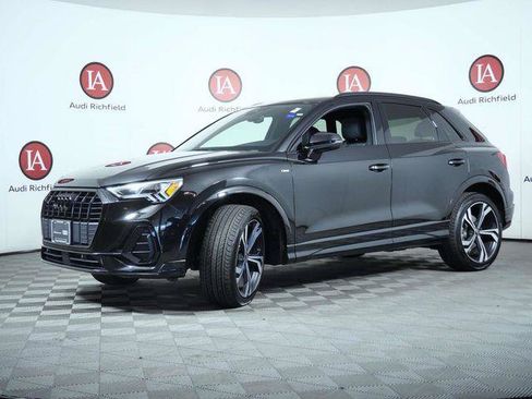 Certified 2023 Audi Q3 2.0T Premium Plus AWD/4WD image 4