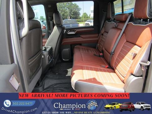 Used 2026 GMC Sierra 3500 Denali Ultimate AWD/4WD image 6