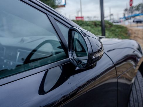 Used 2024 Porsche Macan Base w/ Premium Plus Package image 29