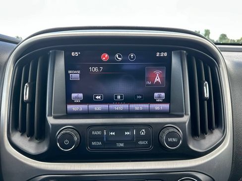 Used 2015 GMC Canyon SLE w/ All-Terrain Package AWD/4WD image 3