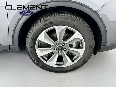 New 2025 Ford Escape Platinum w/ Premium Technology Package image 33
