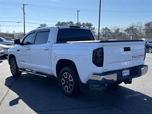 Used 2017 Toyota Tundra SR5 w/ SR5 Upgrade Package image 5