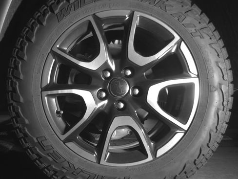 Used 2025 Jeep Compass Trailhawk AWD/4WD image 14