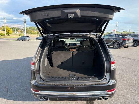 Certified 2025 Lincoln Aviator Black Label AWD/4WD image 16