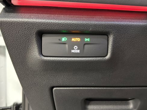New 2026 Volkswagen Tiguan SE AWD/4WD image 21