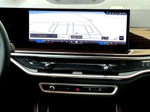 New 2026 BMW X5 xDrive40i w/ M Sport Package AWD/4WD image 20