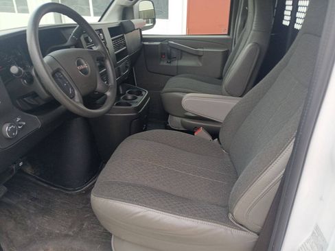 Used 2024 GMC Savana 2500 w/ Driver Convenience Package RWD image 10