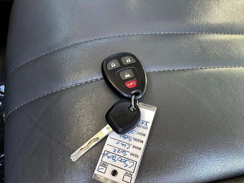 Used 2022 Chevrolet Express 3500 Extended w/ Driver Convenience Package image 30