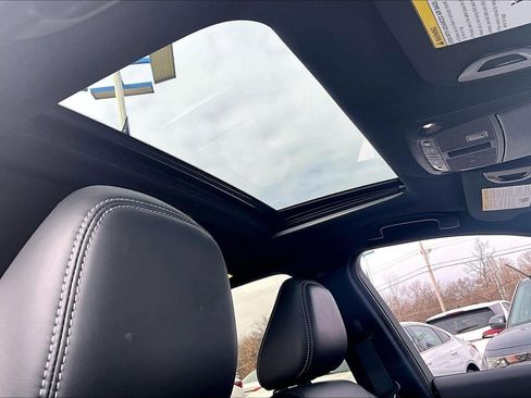 Used 2022 INFINITI Q50 Sensory image 23