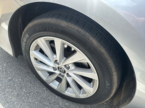 Used 2024 Toyota Camry LE image 6