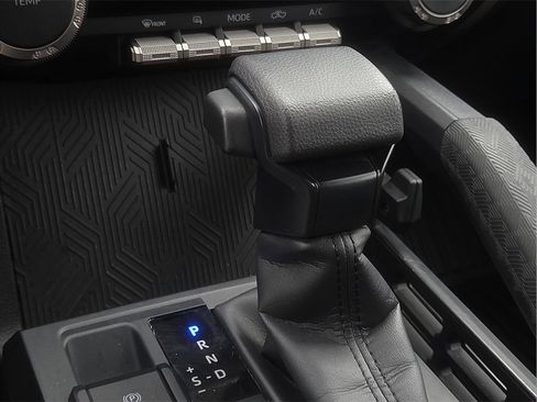 Certified 2025 Toyota Tacoma SR image 26