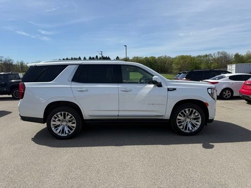 Used 2021 GMC Yukon Denali w/ Denali Premium Package AWD/4WD image 5