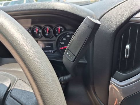 Used 2022 Chevrolet Silverado 1500 Custom RWD image 30