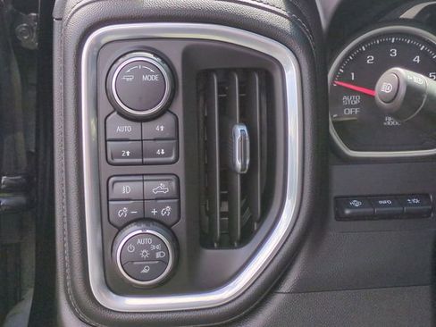 Used 2021 Chevrolet Silverado 1500 High Country w/ Technology Package AWD/4WD image 19