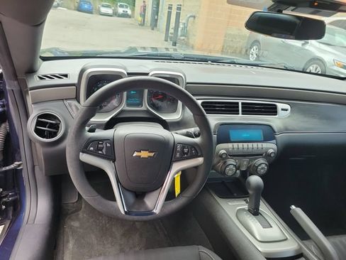 Used 2015 Chevrolet Camaro LS RWD image 8