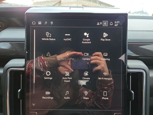 New 2026 GMC Yukon XL Elevation image 24