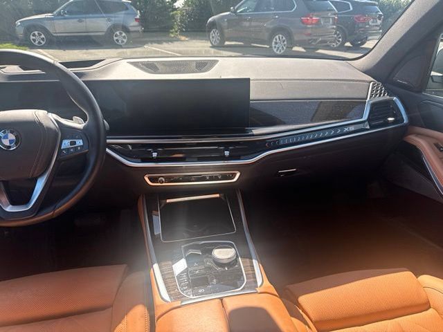 Certified 2024 BMW X5 xDrive40i w/ Premium Package AWD/4WD image 17