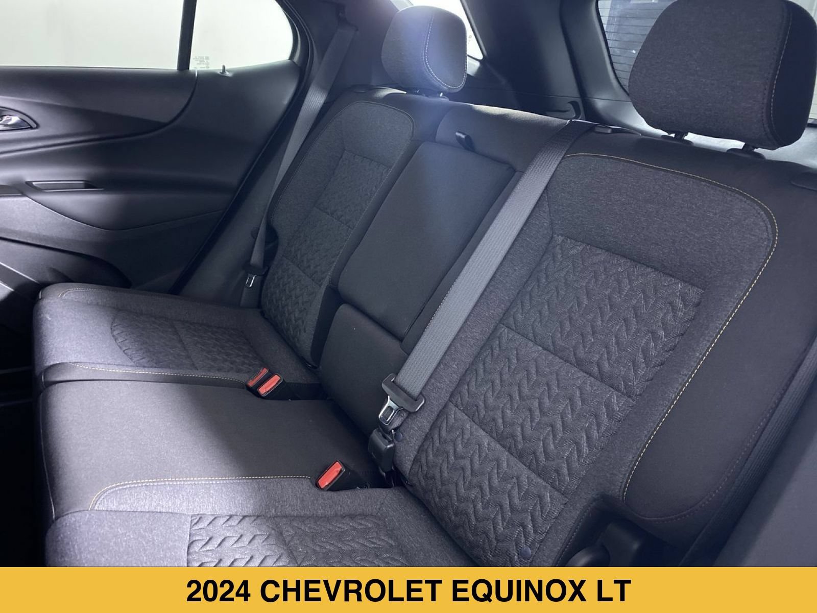 Certified 2024 Chevrolet Equinox LT w/ LPO, Floor Liner Package FWD image 12