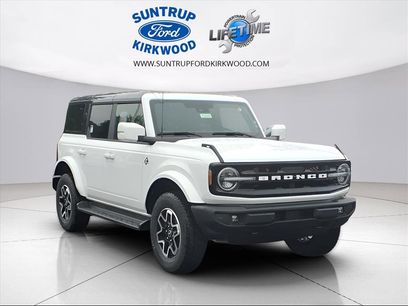 New 2025 Ford Bronco Outer Banks