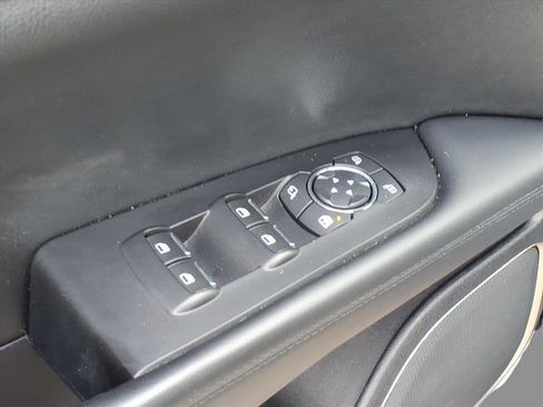 Certified 2022 Lincoln Nautilus Reserve w/ Equipment Group 201A image 17