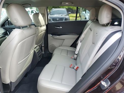 Certified 2021 Cadillac XT4 Premium Luxury image 11
