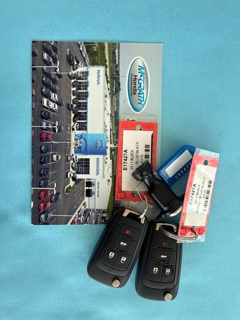 Used 2011 Buick Regal CXL Turbo w/ TO4 Preferred Equipment Group FWD image 4