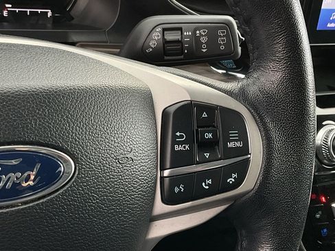Used 2023 Ford Explorer Limited image 27
