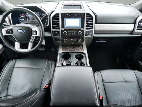 Used 2019 Ford F350 Lariat w/ Chrome Package image 14