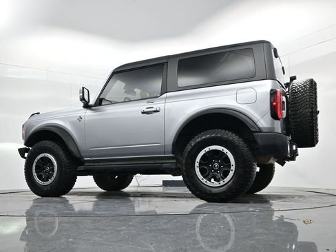 Used 2023 Ford Bronco Outer Banks w/ Sasquatch Package image 36