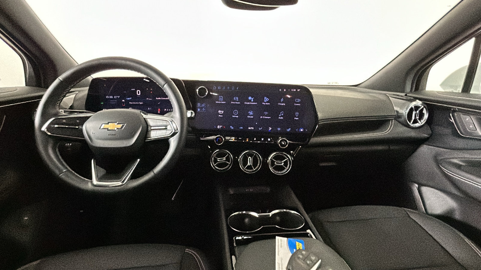 Used 2024 Chevrolet Blazer EV LT AWD/4WD image 32