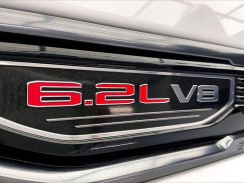 Used 2020 GMC Sierra 1500 AT4 w/ Off-Road Performance Package image 32