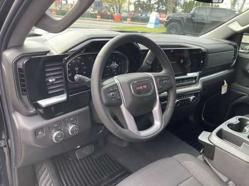 New 2026 GMC Sierra 1500 Elevation image 10