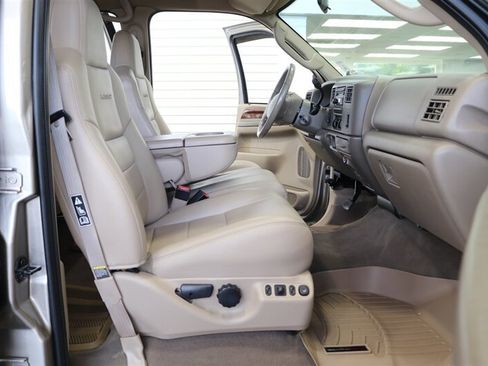 Used 2003 Ford F250 Lariat AWD/4WD image 75