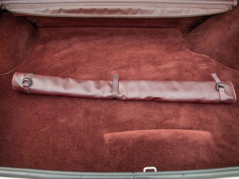 Used 1986 Porsche 944 Turbo image 39